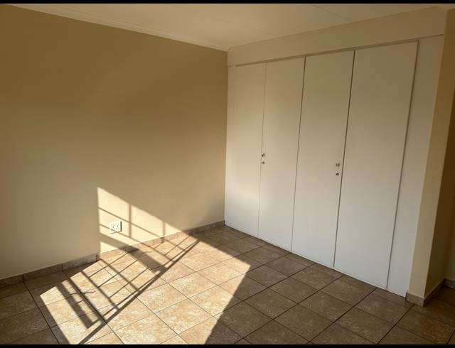 2 BEDROOM APARTMENT FOR SALE IN KENLEAF